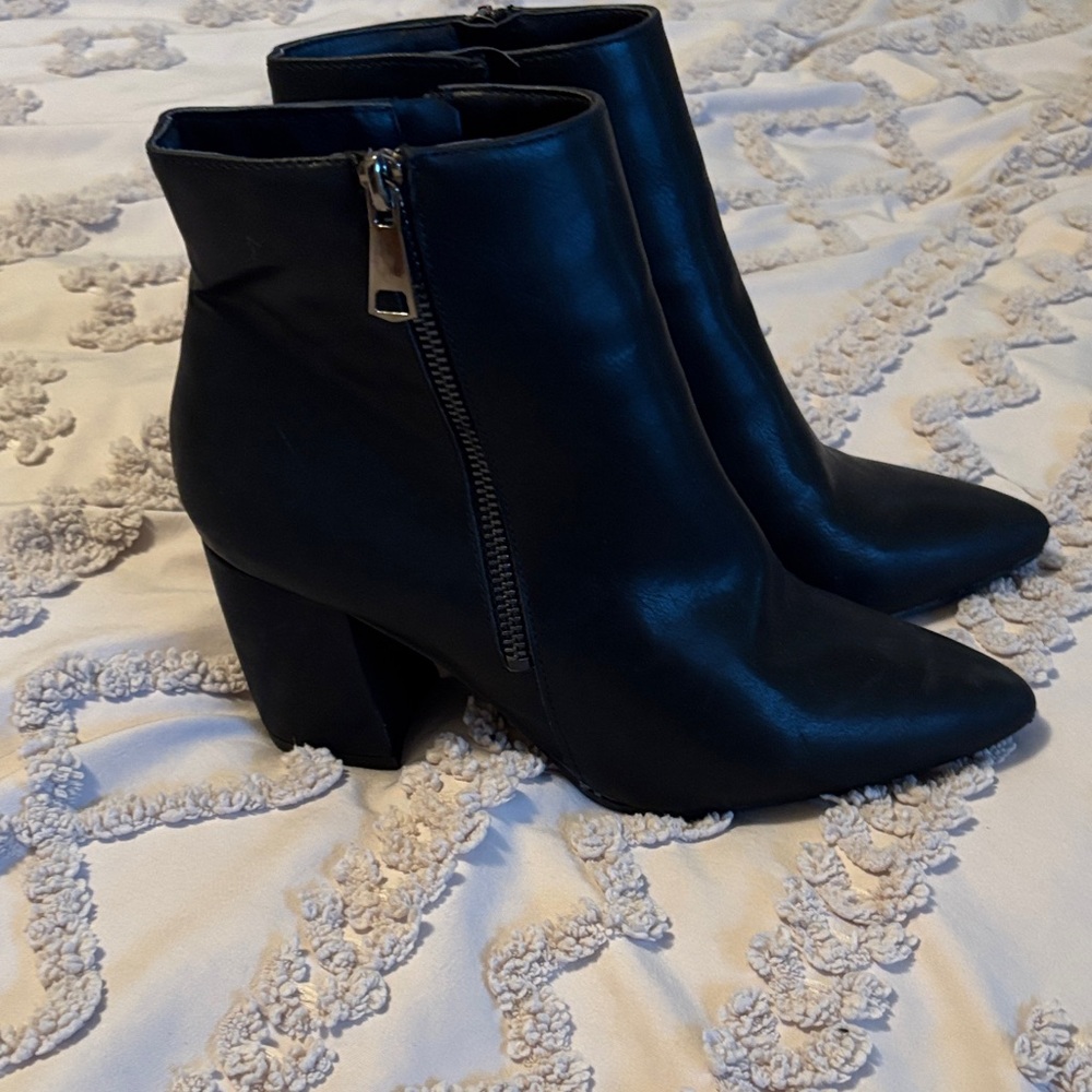 Ankle boots